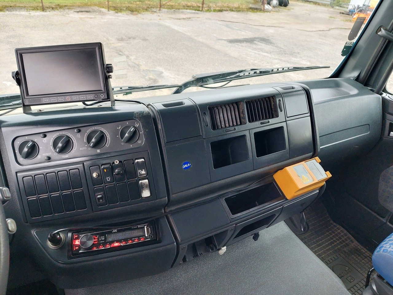 Crédit-bail de  MAN 35.413 FFD-TM BB CIFA MAGNUM MK 28.4 MAN 35.413 FFD-TM BB CIFA MAGNUM MK 28.4: photos 42