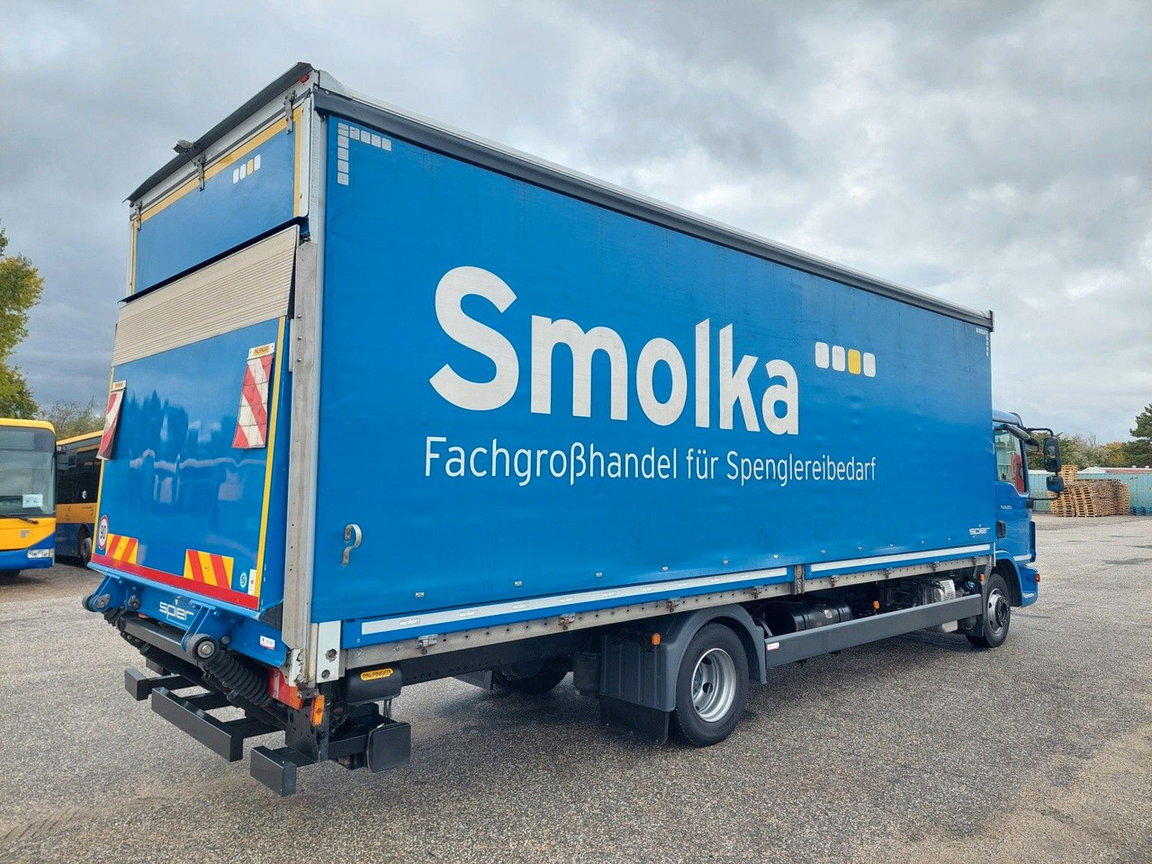 MAN TGL 12.250 BL 4x2 - Camion à rideaux coulissants: photos 4 MAN TGL 12.250 BL 4x2 - Camion à rideaux coulissants: photos 4