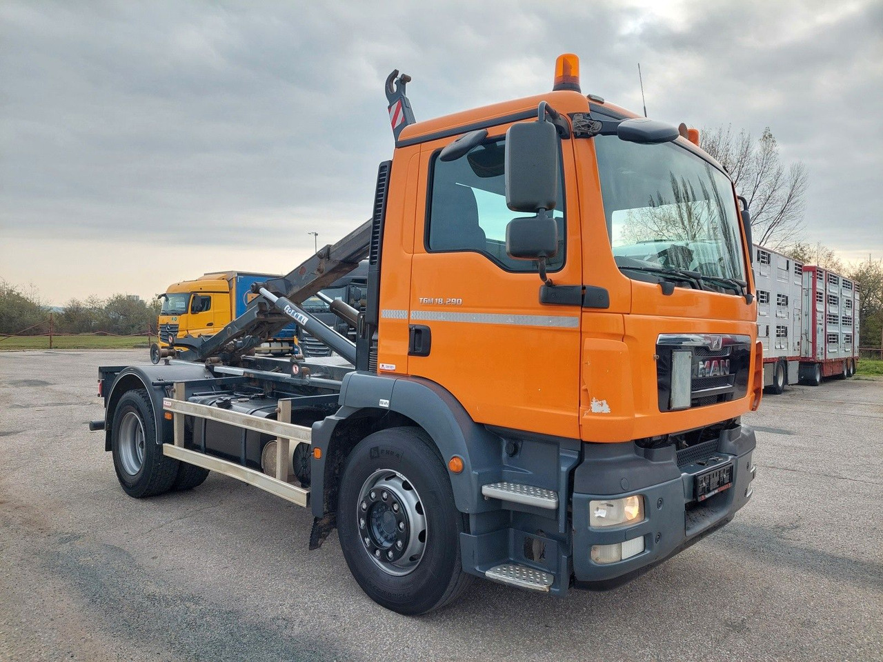 MAN TGM 18.290 4X2 BB - Camion ampliroll: photos 2 MAN TGM 18.290 4X2 BB - Camion ampliroll: photos 2