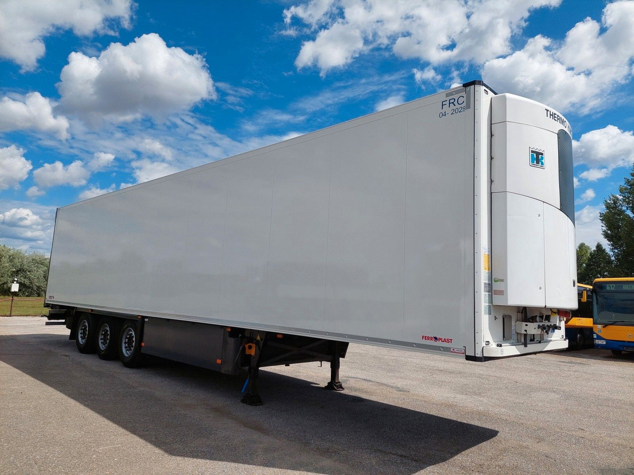 Schmitz Cargobull SKO24 ThermoKing SLXi 300 - Semi-remorque frigorifique: photos 2 Schmitz Cargobull SKO24 ThermoKing SLXi 300 - Semi-remorque frigorifique: photos 2