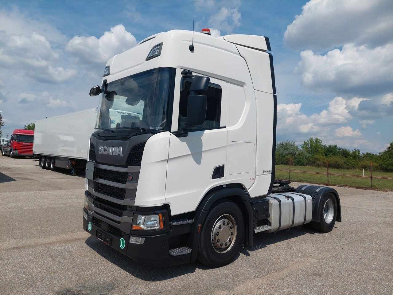 Scania R 500 A4X2LB Luft/Luft ADR Standklima - Tracteur routier: photos 1 Scania R 500 A4X2LB Luft/Luft ADR Standklima - Tracteur routier: photos 1