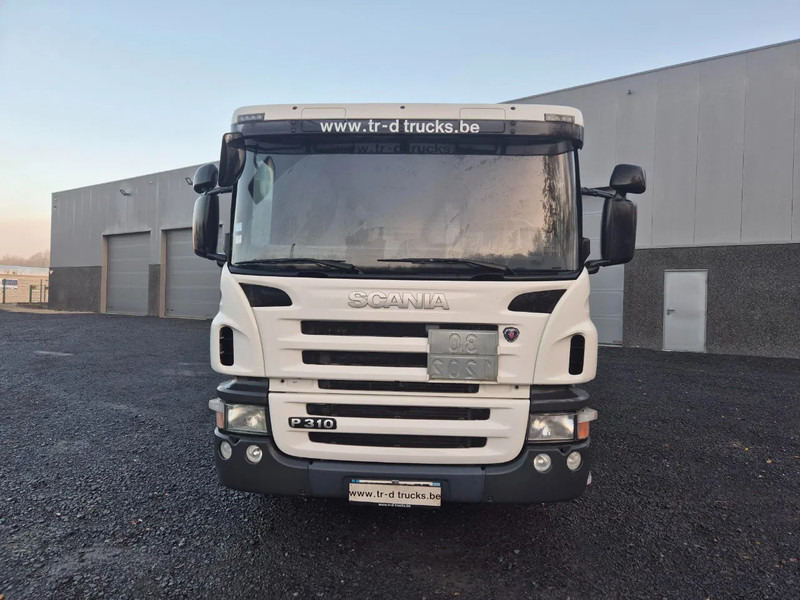 Scania P310 13500L CARBURANT / FUEL - 4 COMP - Camion citerne: photos 2 Scania P310 13500L CARBURANT / FUEL - 4 COMP - Camion citerne: photos 2