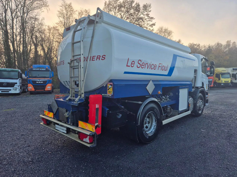 Scania P310 13500L CARBURANT / FUEL - 4 COMP - Camion citerne: photos 5 Scania P310 13500L CARBURANT / FUEL - 4 COMP - Camion citerne: photos 5
