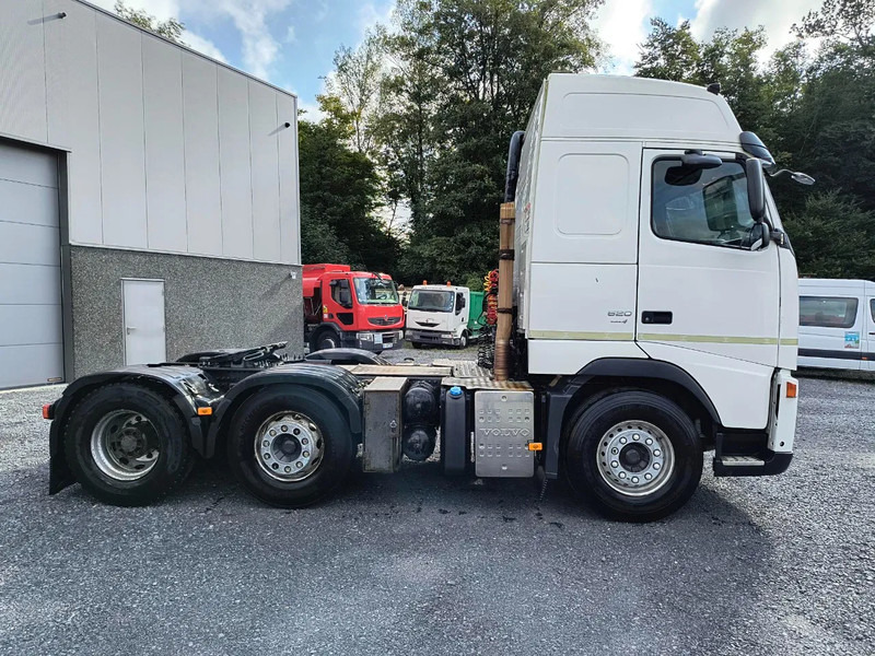 Volvo FH 13.520 6X2 - 90 TON - VOITH RETARDER - BIG AXLES - LIFTING AXLE - Tracteur routier: photos 4 Volvo FH 13.520 6X2 - 90 TON - VOITH RETARDER - BIG AXLES - LIFTING AXLE - Tracteur routier: photos 4