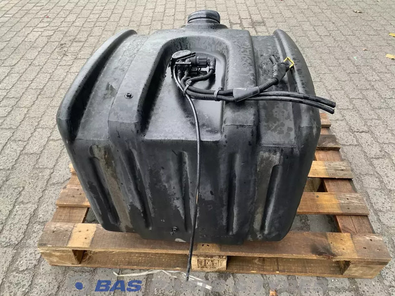 DAF Brandstoftank DAF 170 Liter 1708518 - Réservoir de carburant pour Camion: photos 3 DAF Brandstoftank DAF 170 Liter 1708518 - Réservoir de carburant pour Camion: photos 3