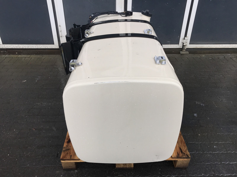 DAF Brandstoftank DAF 700 Liter 1624519 - Réservoir de carburant pour Camion: photos 2 DAF Brandstoftank DAF 700 Liter 1624519 - Réservoir de carburant pour Camion: photos 2