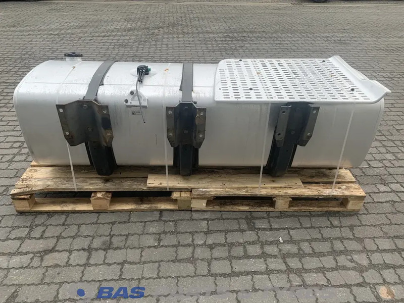 DAF Brandstoftank DAF 845 Liter 1659141 - Réservoir de carburant pour Camion: photos 3 DAF Brandstoftank DAF 845 Liter 1659141 - Réservoir de carburant pour Camion: photos 3