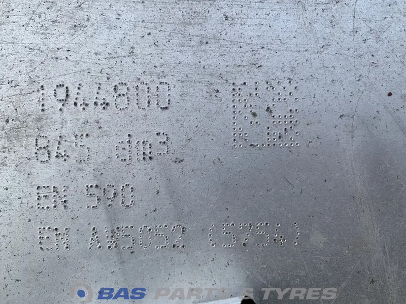 DAF Brandstoftank DAF 845 Liter 1904724 - Réservoir de carburant pour Camion: photos 5 DAF Brandstoftank DAF 845 Liter 1904724 - Réservoir de carburant pour Camion: photos 5