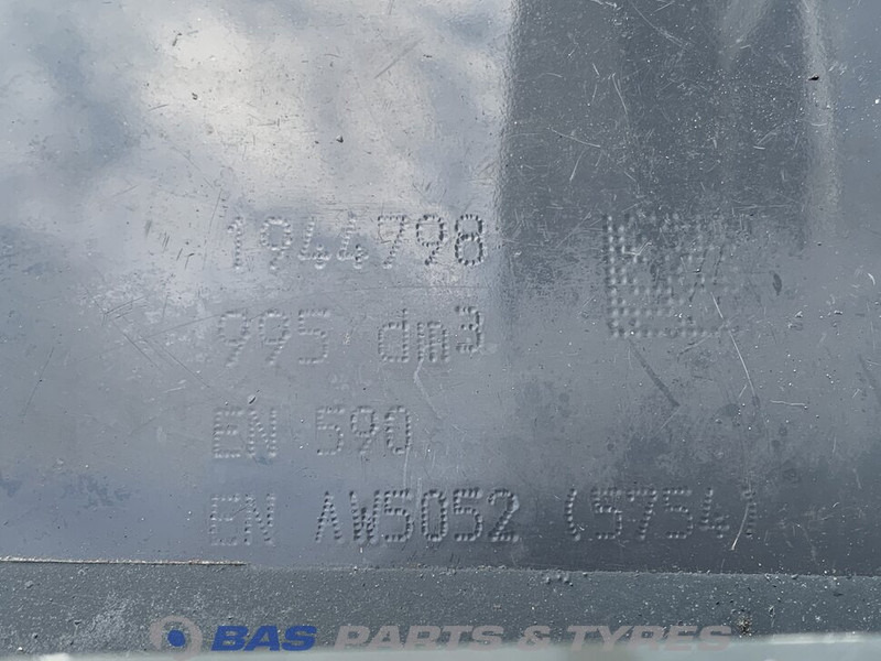 Réservoir de carburant pour Camion DAF Brandstoftank DAF 995 Liter 1904722: photos 6 Réservoir de carburant pour Camion DAF Brandstoftank DAF 995 Liter 1904722: photos 6