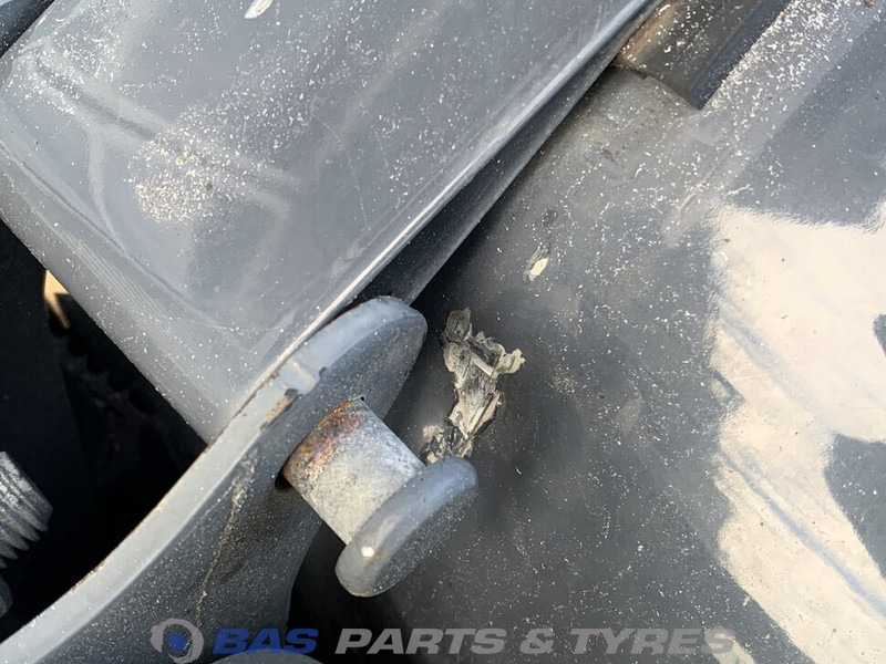 Réservoir de carburant pour Camion DAF Brandstoftank DAF 995 Liter 1904722: photos 11 Réservoir de carburant pour Camion DAF Brandstoftank DAF 995 Liter 1904722: photos 11