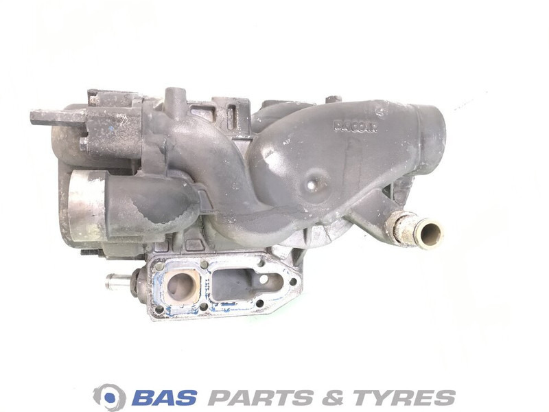 DAF Koelvloeistofpomp DAF 1919875 - Pompe à liquide de refroidissement pour Camion: photos 1 DAF Koelvloeistofpomp DAF 1919875 - Pompe à liquide de refroidissement pour Camion: photos 1