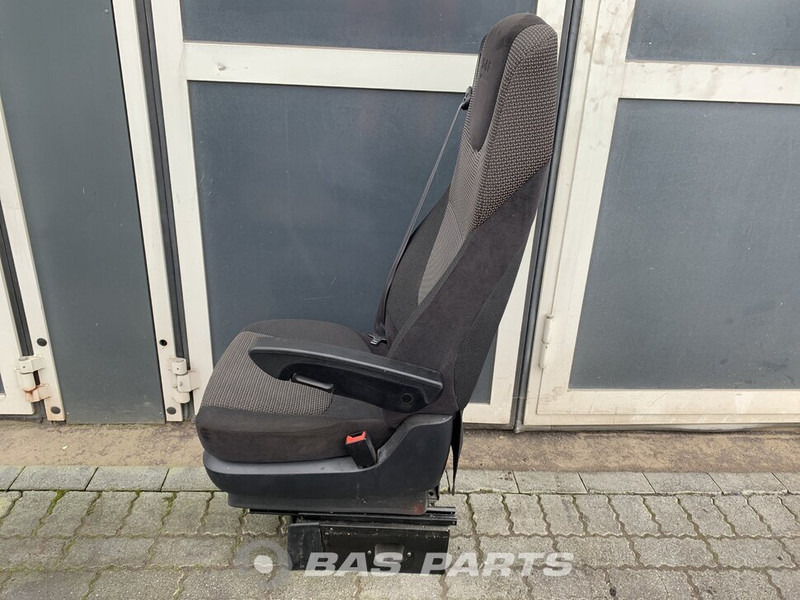 DAF XF106 - Siège pour Camion: photos 2 DAF XF106 - Siège pour Camion: photos 2