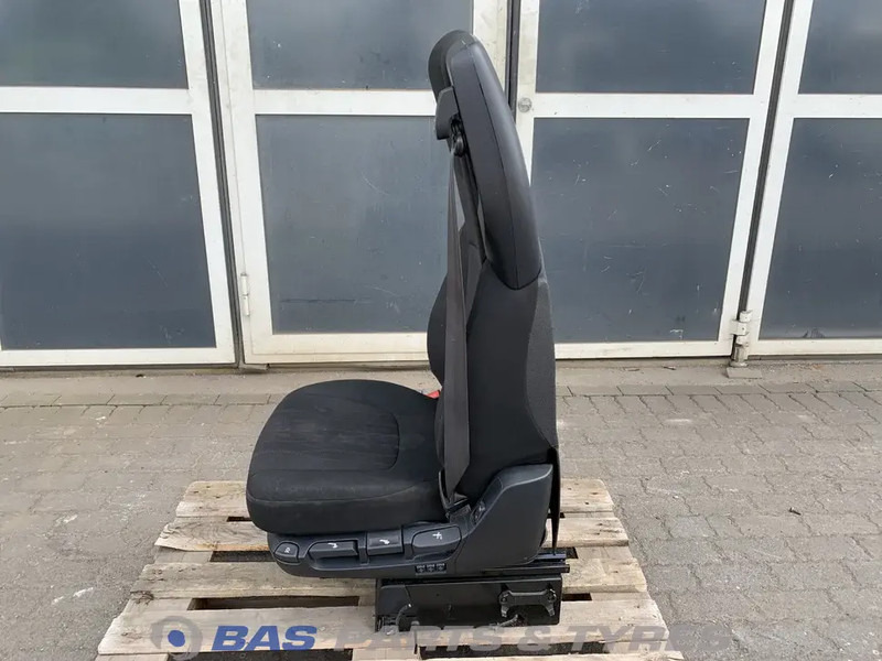 DAF XF106 - Siège pour Camion: photos 2 DAF XF106 - Siège pour Camion: photos 2