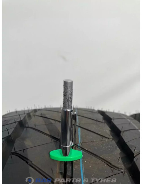 Goodyear - Pneu pour Camion: photos 3 Goodyear - Pneu pour Camion: photos 3