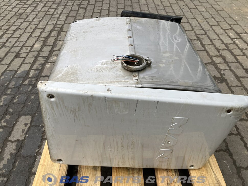 MAN Uitlaatdemper MAN 81151030039 - Silencieux pour Camion: photos 4 MAN Uitlaatdemper MAN 81151030039 - Silencieux pour Camion: photos 4