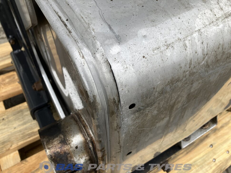 MAN Uitlaatdemper MAN 81151030039 - Silencieux pour Camion: photos 5 MAN Uitlaatdemper MAN 81151030039 - Silencieux pour Camion: photos 5