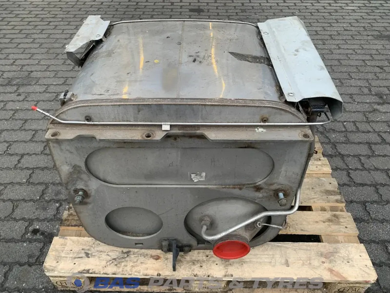 MAN Uitlaatdemper MAN 81151036110 - Silencieux pour Camion: photos 3 MAN Uitlaatdemper MAN 81151036110 - Silencieux pour Camion: photos 3