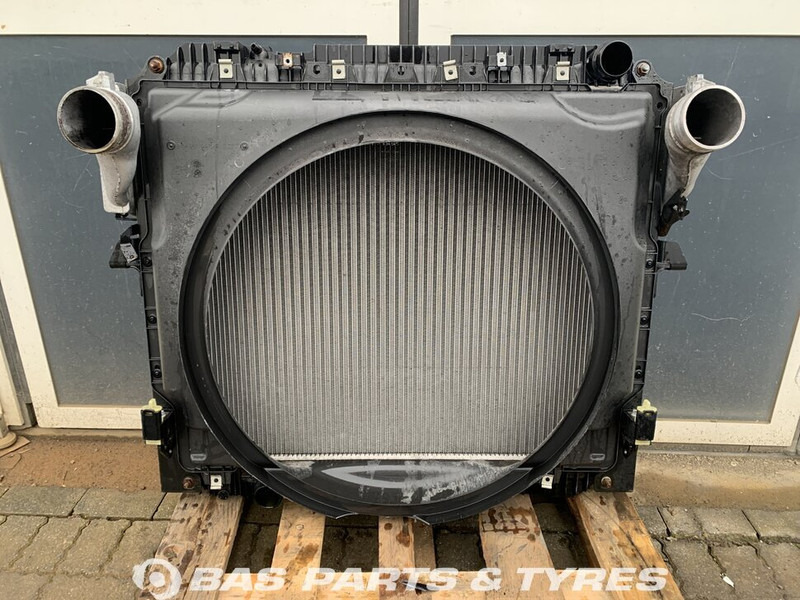 Mercedes-Benz Actros MP4 Koelerpakket Mercedes OM470LA 395 A 960 500 00 02 - Radiateur pour Camion: photos 1 Mercedes-Benz Actros MP4 Koelerpakket Mercedes OM470LA 395 A 960 500 00 02 - Radiateur pour Camion: photos 1