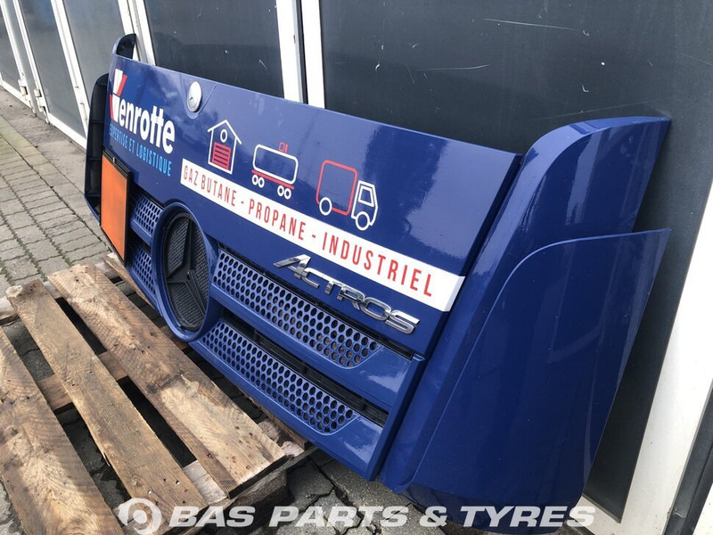 Mercedes-Benz Actros MP4 - Calandre pour Camion: photos 2 Mercedes-Benz Actros MP4 - Calandre pour Camion: photos 2