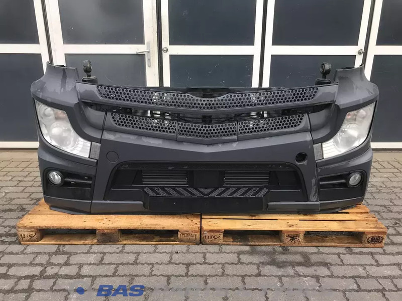 Mercedes-Benz Actros MP4 - Pare-chocs pour Camion: photos 1 Mercedes-Benz Actros MP4 - Pare-chocs pour Camion: photos 1