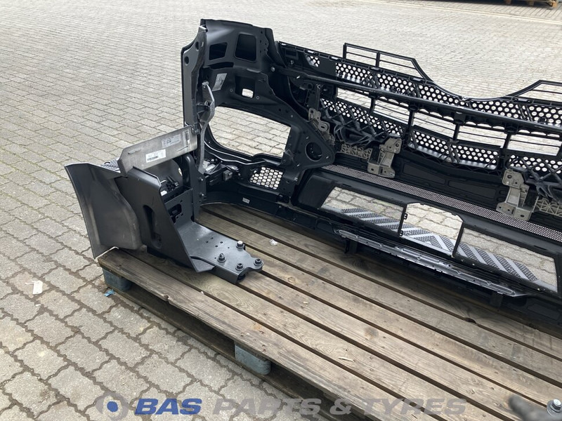 Mercedes-Benz Actros MP4 - Pare-chocs pour Camion: photos 4 Mercedes-Benz Actros MP4 - Pare-chocs pour Camion: photos 4
