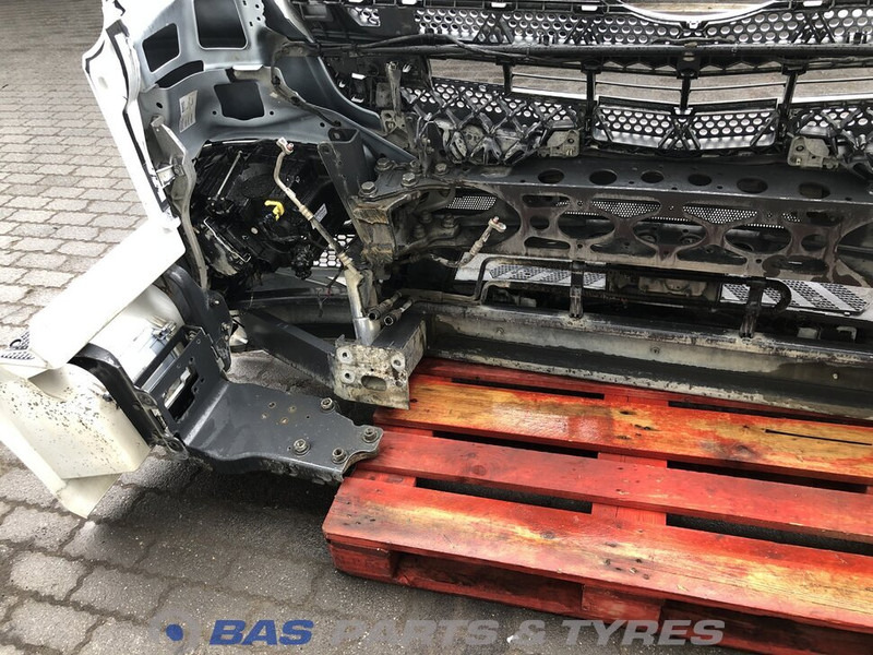 Mercedes-Benz Antos MP4 - Pare-chocs pour Camion: photos 4 Mercedes-Benz Antos MP4 - Pare-chocs pour Camion: photos 4