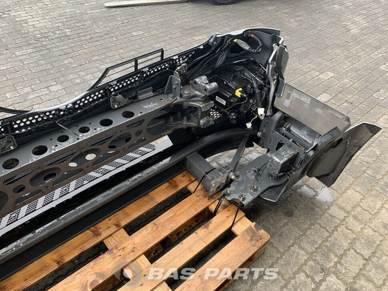 Mercedes-Benz Antos MP4 - Pare-chocs pour Camion: photos 5 Mercedes-Benz Antos MP4 - Pare-chocs pour Camion: photos 5
