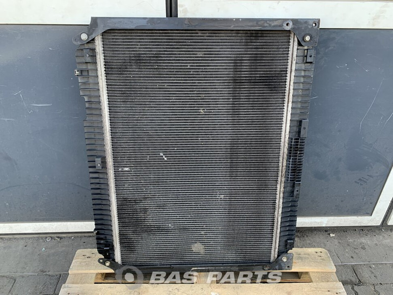 Mercedes-Benz Antos MP4 - Radiateur pour Camion: photos 1 Mercedes-Benz Antos MP4 - Radiateur pour Camion: photos 1