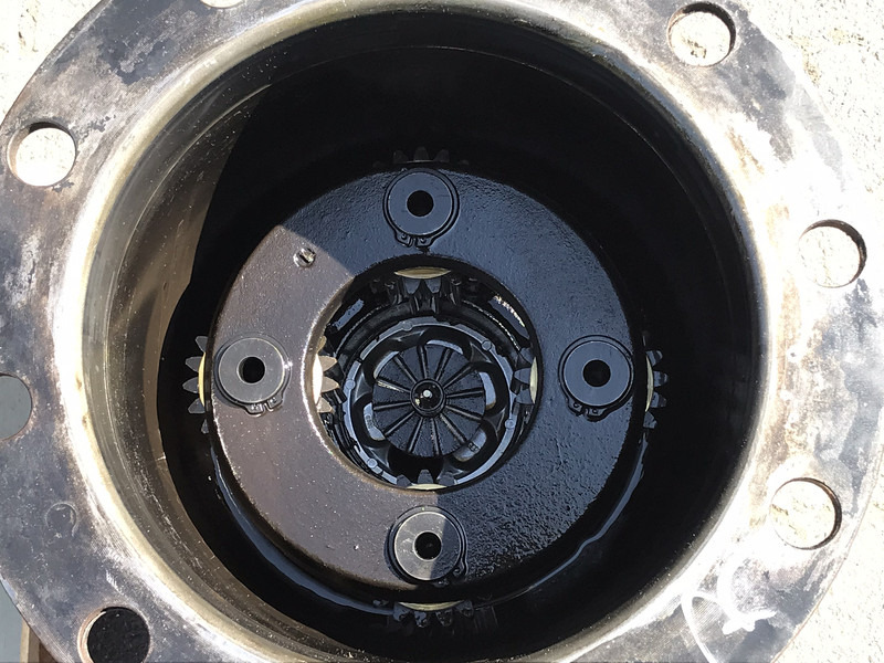 Meritor Naafreductie Volvo 21302564 - Pièces de rechange pour Camion: photos 3 Meritor Naafreductie Volvo 21302564 - Pièces de rechange pour Camion: photos 3