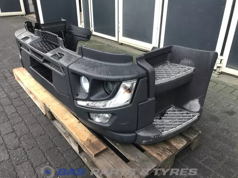 Renault D-Serie Bumper Renault 7482642303 - Pare-chocs pour Camion: photos 2 Renault D-Serie Bumper Renault 7482642303 - Pare-chocs pour Camion: photos 2