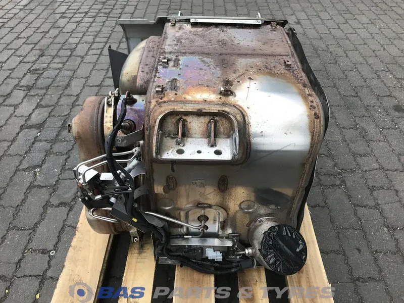 Renault  - Silencieux pour Camion: photos 2 Renault  - Silencieux pour Camion: photos 2