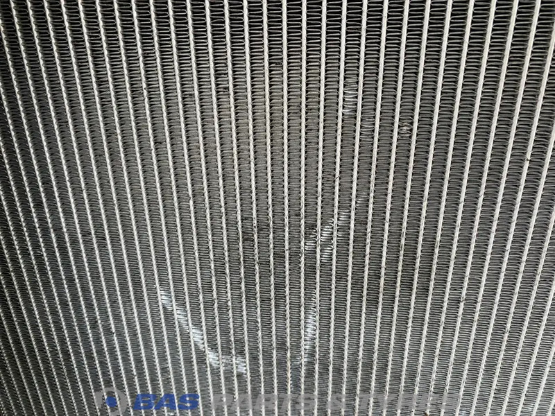 Renault Radiateur Renault DTI13 480 7422062510 - Radiateur pour Camion: photos 5 Renault Radiateur Renault DTI13 480 7422062510 - Radiateur pour Camion: photos 5