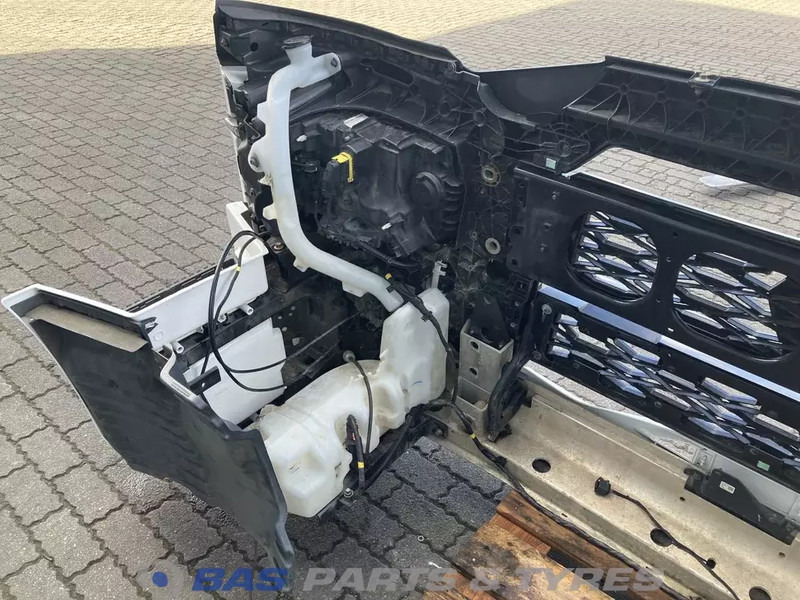 Renault T-Serie Evolution - Pare-chocs pour Camion: photos 5 Renault T-Serie Evolution - Pare-chocs pour Camion: photos 5