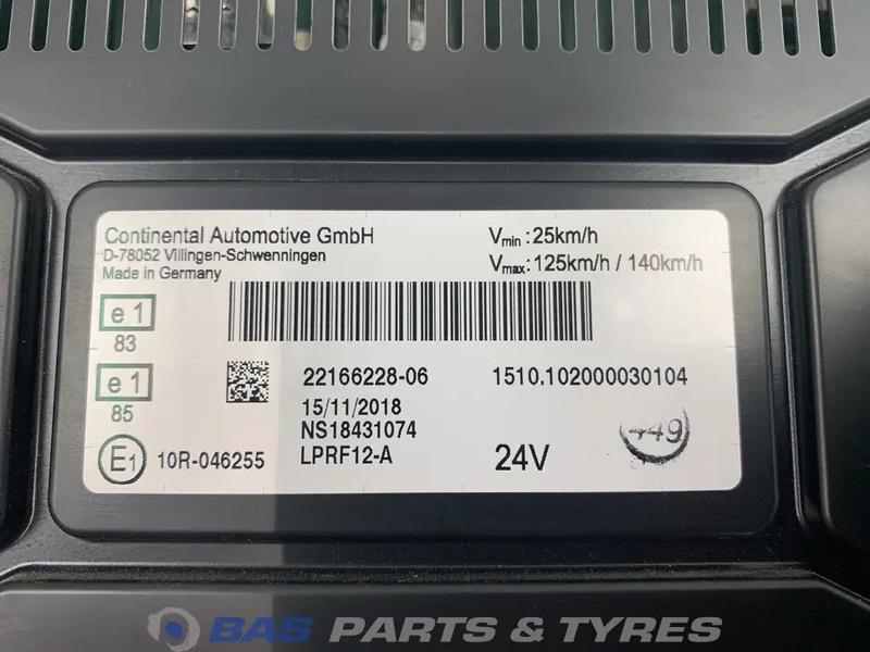 Renault T-Serie Instrumentenpaneel Renault 7421627137 - Panel de instrumentos pour Camion: photos 3 Renault T-Serie Instrumentenpaneel Renault 7421627137 - Panel de instrumentos pour Camion: photos 3
