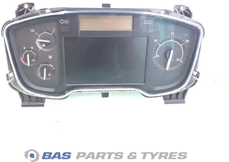 Renault T-Serie - Panel de instrumentos pour Camion: photos 1 Renault T-Serie - Panel de instrumentos pour Camion: photos 1