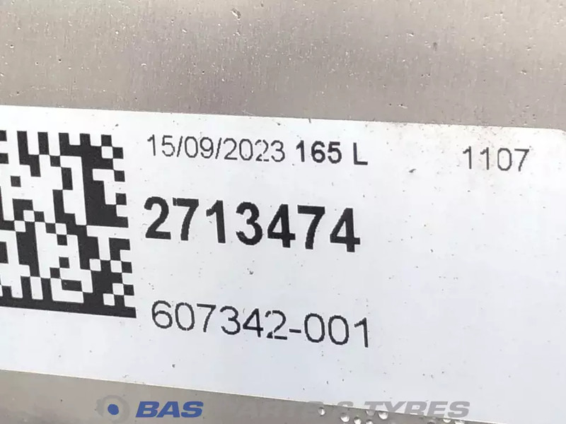 Scania Brandstoftank Scania 165 Liter 2713474 - Réservoir de carburant pour Camion: photos 5 Scania Brandstoftank Scania 165 Liter 2713474 - Réservoir de carburant pour Camion: photos 5