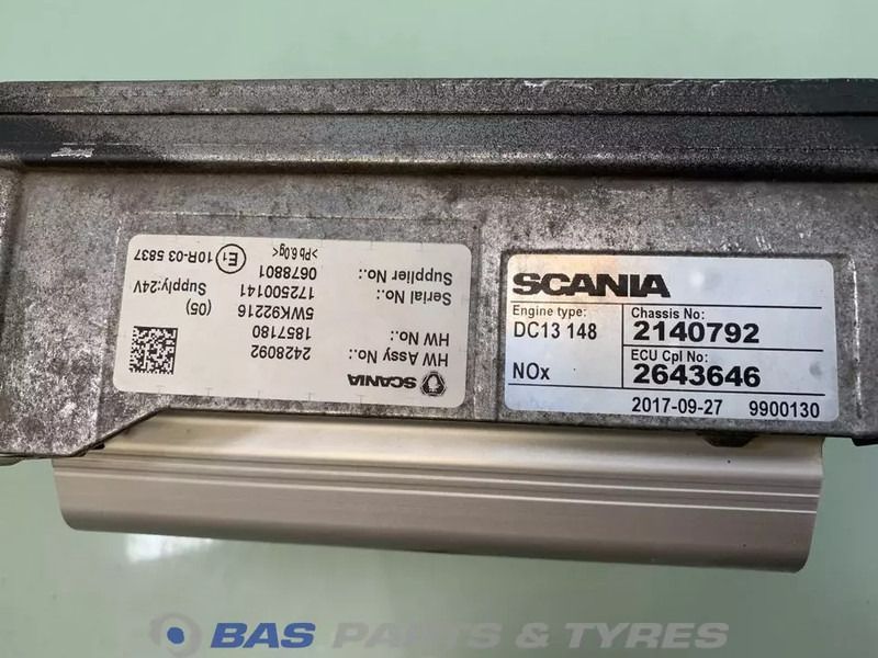 Scania Motormanagement ECU Scania 2276663 - Bloc de gestion pour Camion: photos 3 Scania Motormanagement ECU Scania 2276663 - Bloc de gestion pour Camion: photos 3