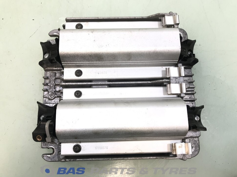 Scania Motormanagement ECU Scania 2792070 - Bloc de gestion pour Camion: photos 1 Scania Motormanagement ECU Scania 2792070 - Bloc de gestion pour Camion: photos 1