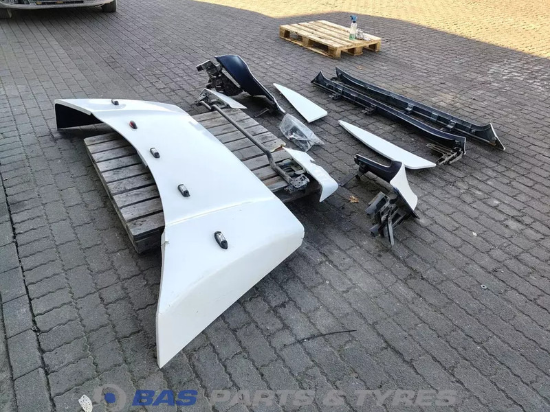 Scania R-Serie NextGen Spoilerset Scania CR-17 Normal L2H2 2720470 - Aérodynamique/ Spoilers pour Camion: photos 4 Scania R-Serie NextGen Spoilerset Scania CR-17 Normal L2H2 2720470 - Aérodynamique/ Spoilers pour Camion: photos 4