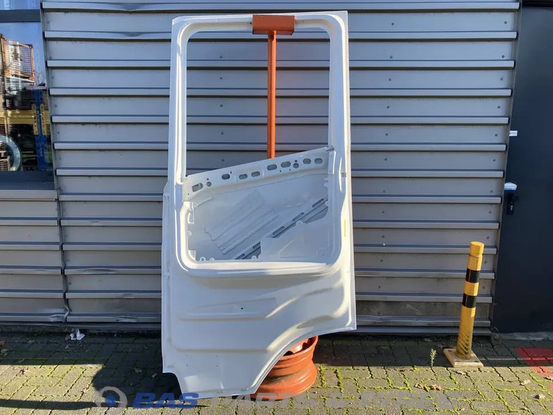 Scania S-Serie NextGen Portier Rechts Scania 2137842 - Portière et pièces pour Camion: photos 2 Scania S-Serie NextGen Portier Rechts Scania 2137842 - Portière et pièces pour Camion: photos 2