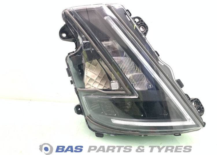 Volvo FH16 (FH5) Koplamp Rechts 22656780 - Feu avant pour Camion: photos 1 Volvo FH16 (FH5) Koplamp Rechts 22656780 - Feu avant pour Camion: photos 1