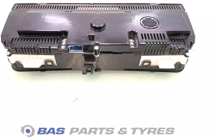 Volvo FH4 Instrumentenpaneel Volvo 21589170 - Panel de instrumentos pour Camion: photos 2 Volvo FH4 Instrumentenpaneel Volvo 21589170 - Panel de instrumentos pour Camion: photos 2