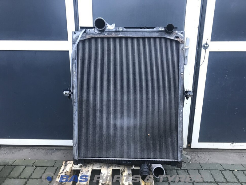 Volvo FH4 - Radiateur pour Camion: photos 1 Volvo FH4 - Radiateur pour Camion: photos 1