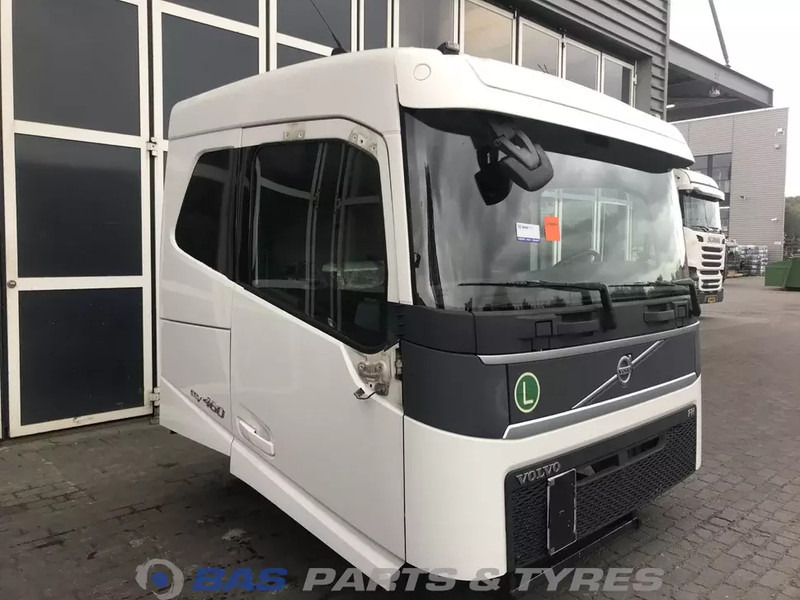 Volvo FH4 Volvo Sleeper Cab L2H1 82271553 - Cabine et intérieur pour Camion: photos 2 Volvo FH4 Volvo Sleeper Cab L2H1 82271553 - Cabine et intérieur pour Camion: photos 2