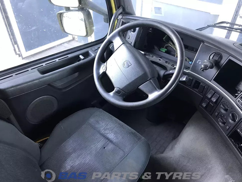 Volvo FM3 Volvo Sleeper Cab L2H1 20492720 - Cabine et intérieur pour Camion: photos 5 Volvo FM3 Volvo Sleeper Cab L2H1 20492720 - Cabine et intérieur pour Camion: photos 5
