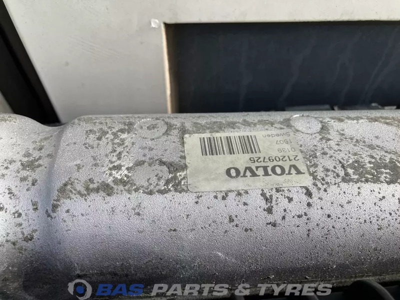 Volvo FM4 - Radiateur pour Camion: photos 2 Volvo FM4 - Radiateur pour Camion: photos 2