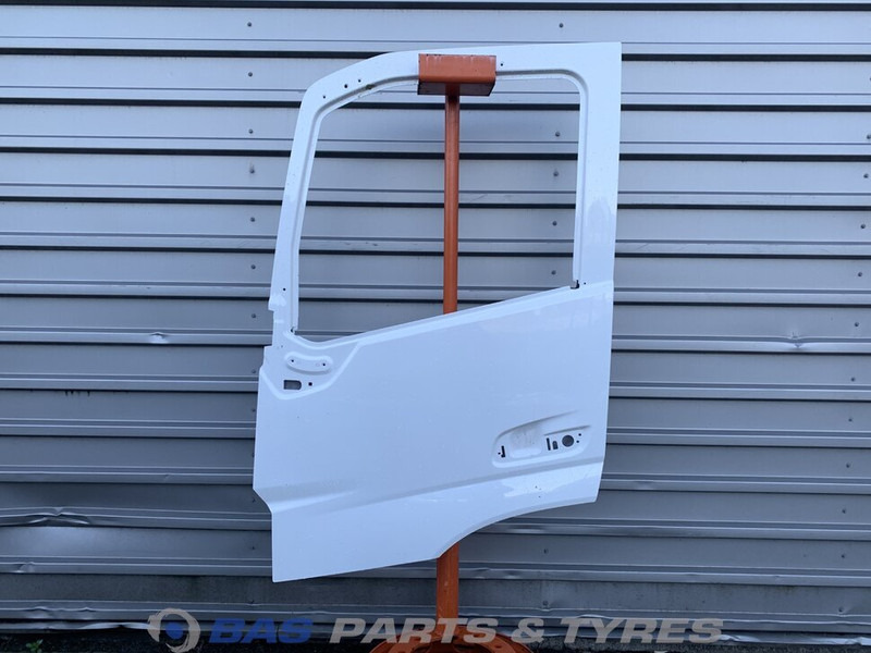 Volvo FM5 - Portière et pièces pour Camion: photos 1 Volvo FM5 - Portière et pièces pour Camion: photos 1