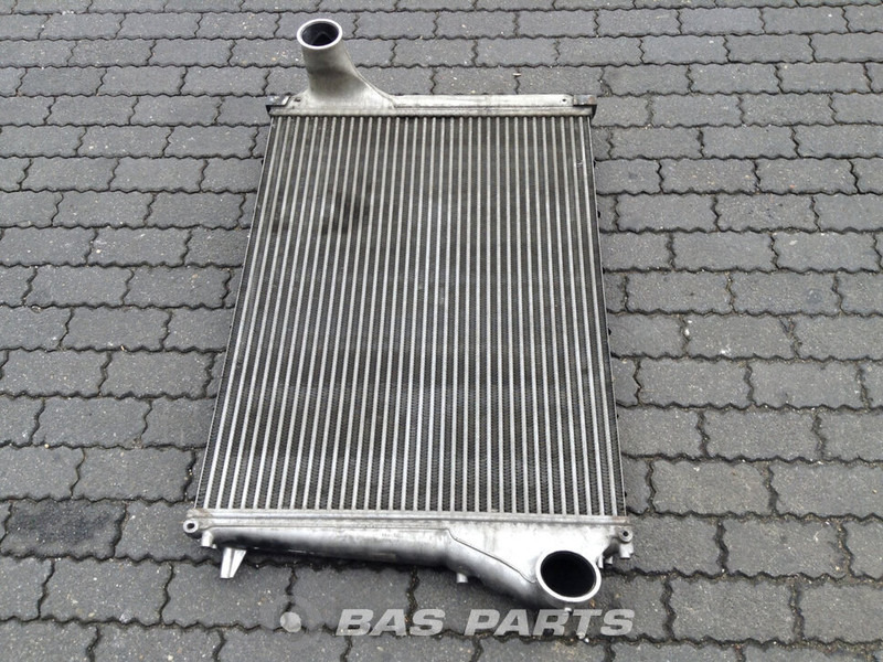 Volvo Intercooler Volvo 21649624 - Intercooler pour Camion: photos 1 Volvo Intercooler Volvo 21649624 - Intercooler pour Camion: photos 1