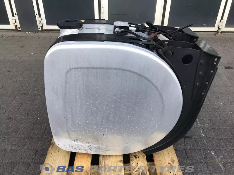 Volvo  - Réservoir de carburant pour Camion: photos 2 Volvo  - Réservoir de carburant pour Camion: photos 2