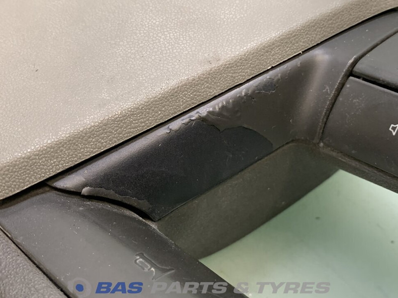 Volvo Stuurwiel Volvo 82321333 - Volant pour Camion: photos 3 Volvo Stuurwiel Volvo 82321333 - Volant pour Camion: photos 3